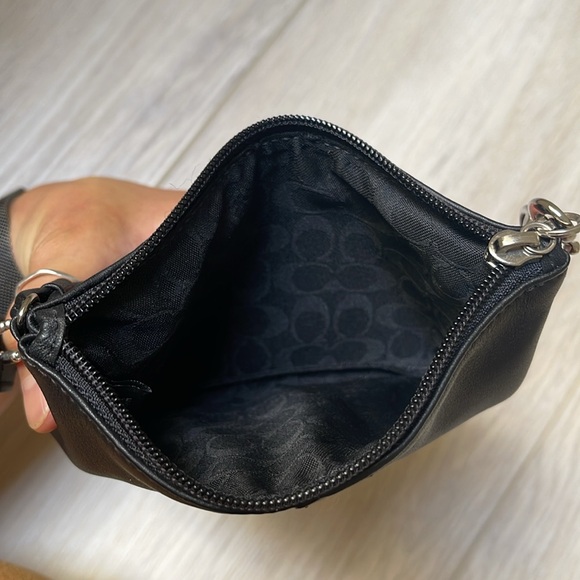 Coach Wristlet - Picture 6 of 7